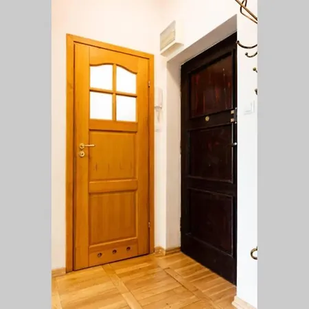 Stara 7, Old Town/250 M From Barbican Hotel